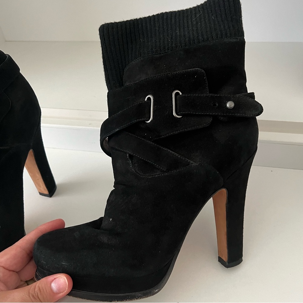 Joan & David Suede Beesly Sweater cuff black bootie | 8.5